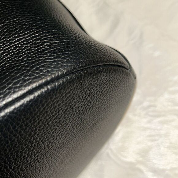 Authentic  Burberry Leather Black Shoulder Bucket Bag - Picture 5 of 15